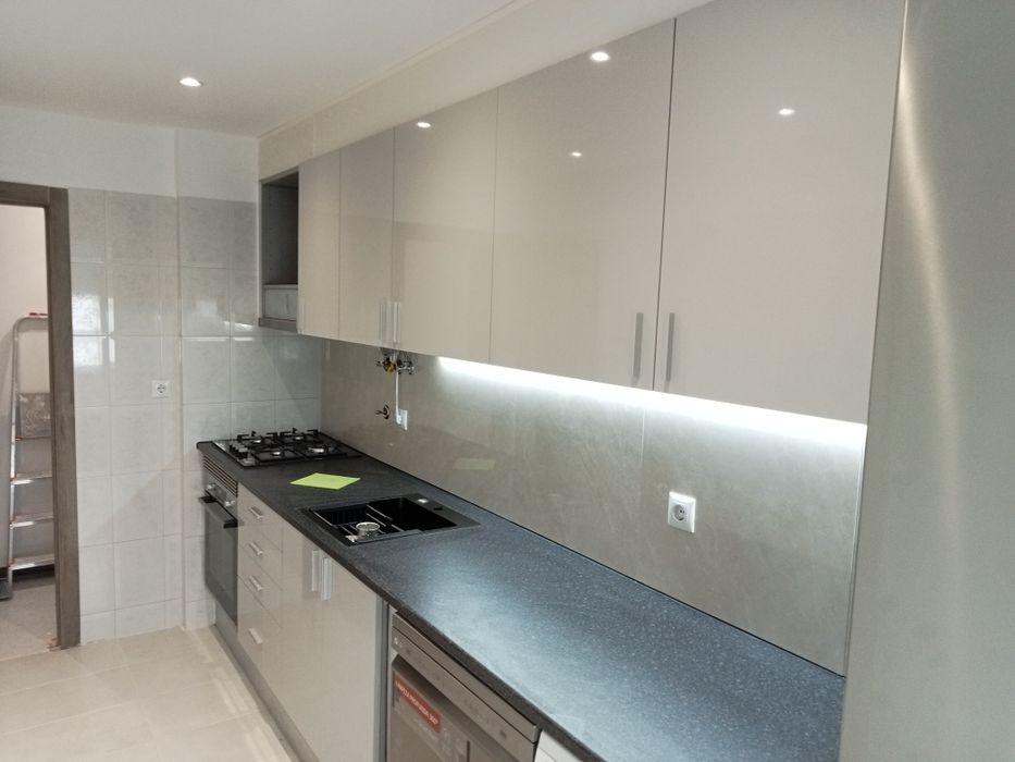 Obras Remodelações casas de banho e cozinhas