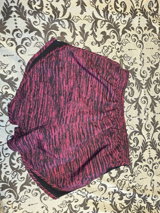 Spodenki szorty Nike Dri-Fit-S-z majtkami