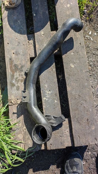 Патрубок інтеркулера VAG 3C0145840C Passat B6, B7, Golf 5, Octavia A5