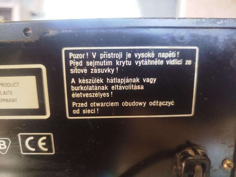 кассетная декa с CD плеером Sony TXD-RE210