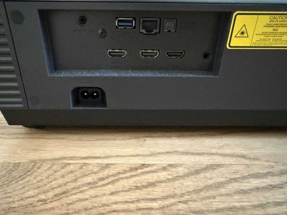 Projetor de cinema em casa Hisense PX3-PRO 4K UHD com triplo laser.