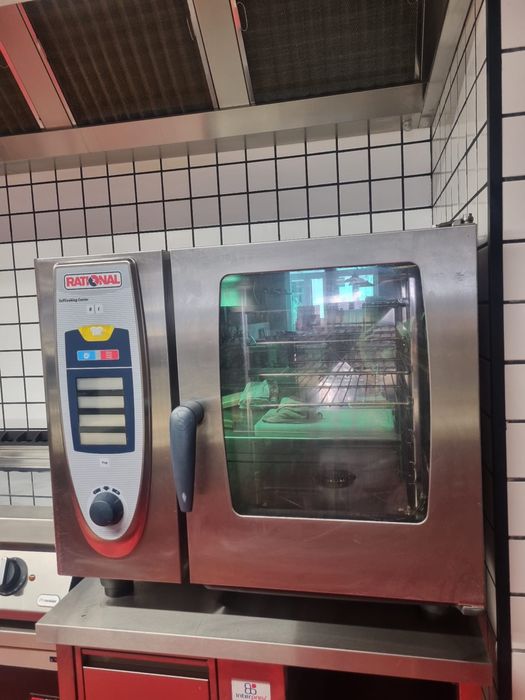 Forno Rational self cooking