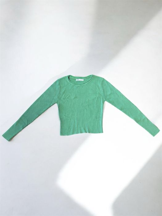 Camisola curta verde manga comprida - Marca Pull&Bear