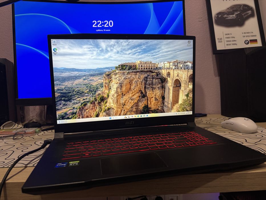 MSI Katana GF76 12UE / 3060 / i7 12700h / 16gb