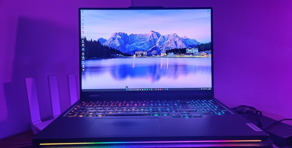 Lenovo Legion 16IRX8H 4090, 13900HX, 64GB, 1+2TB, 16" 240HZ, serwisowany profesjonalnie dzisiaj.