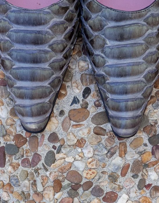 PROMOÇÃO! Elegante sapato chinela em pele lilás