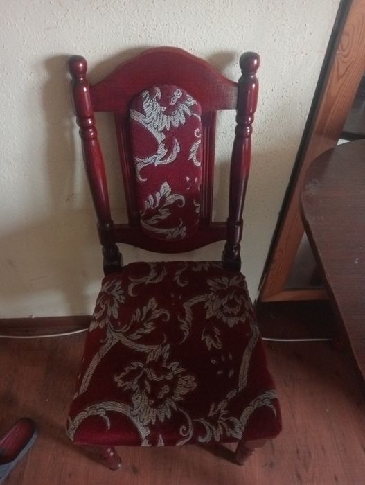 Sprzedam krzesła  2