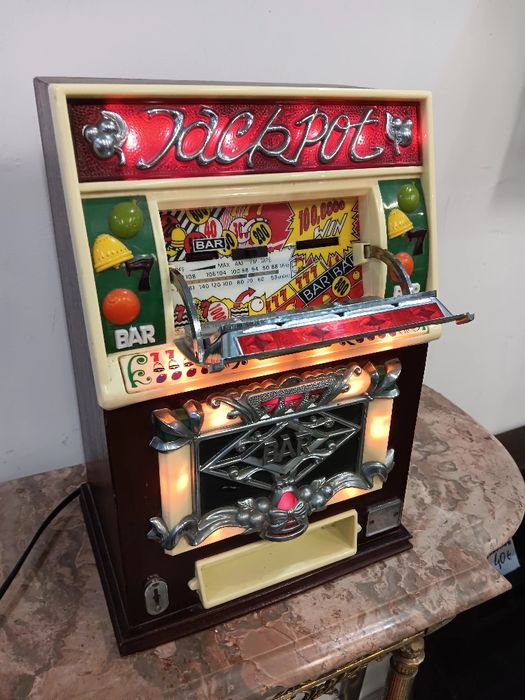 Radio Fm Am Slot Machine