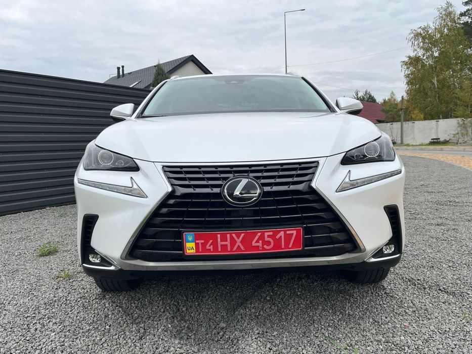 Продам Lexus NX 300