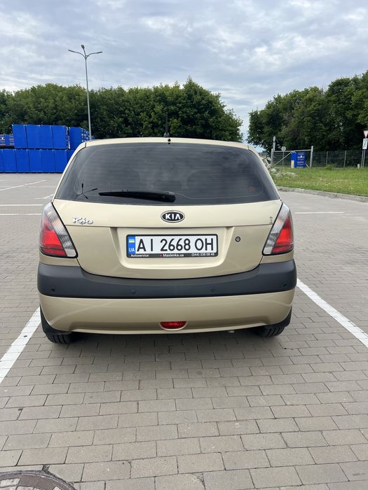 Продам KIA Rio  1,4  2008 рік, автомат