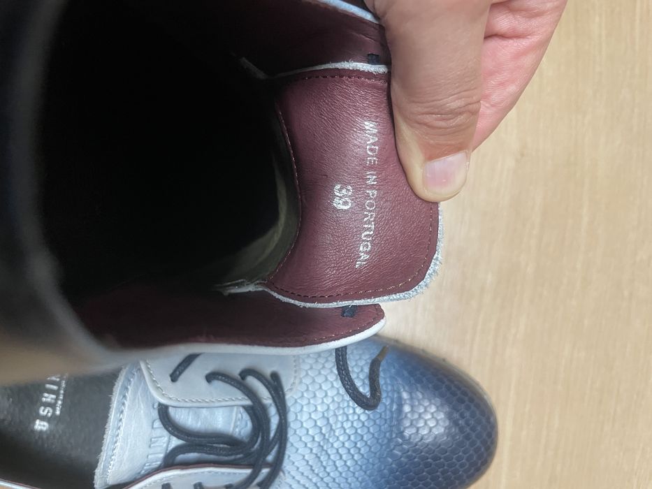 Sapatos Ushindi n. 39