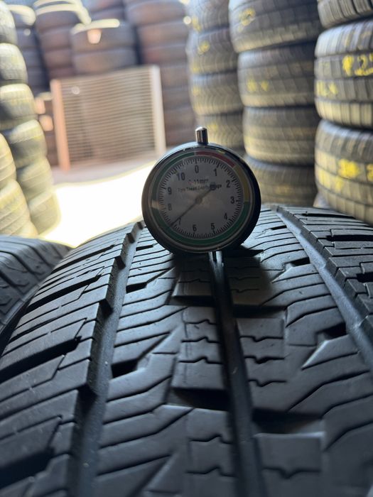 :Opony 205/65/16C Continental VanContact 4season para