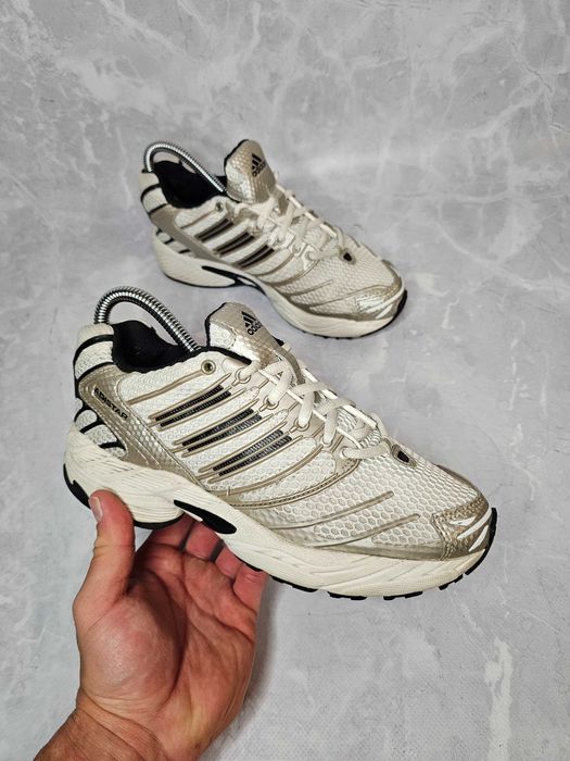 Adidas Adistar Control 3 retro buty biegowe Biało Srebrne r. 36