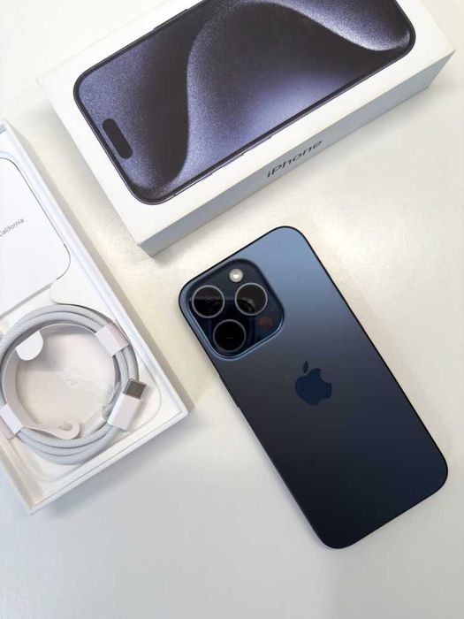 Apple iPhone 15 Pro・256GB・Titânio azul (Fatura e Garantia)