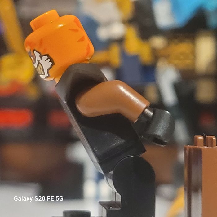 Lego ninjago figurka rox