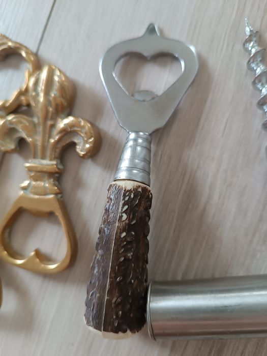 Otwieracze do wina piwa