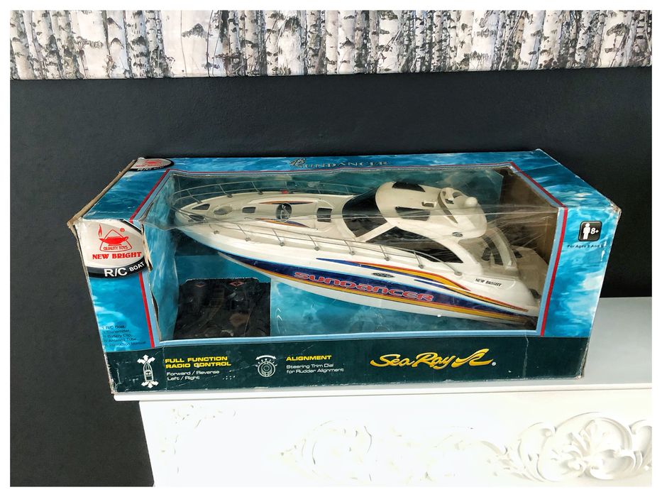 New Bright Quality Toys R/C Boat 48 Sundancer