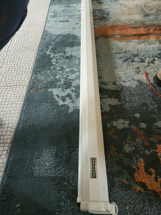 Ekran projekcyjny DA-LITE 200cm - Amerykańska marka premium