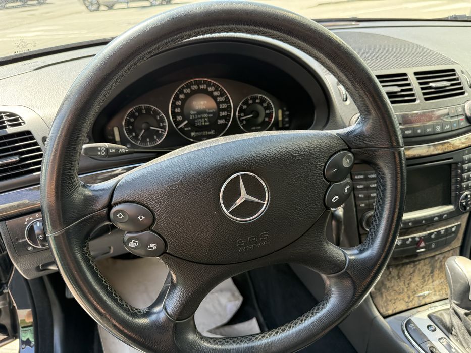 Mercedes W211 E500 4Matic 5.5 V8 M273 рестайлинг