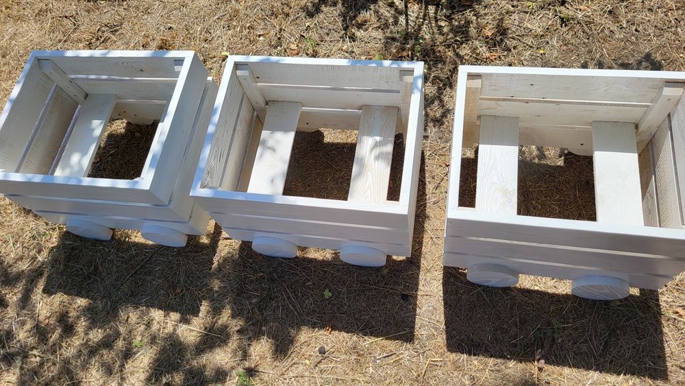 Паровозик декоративний садовий