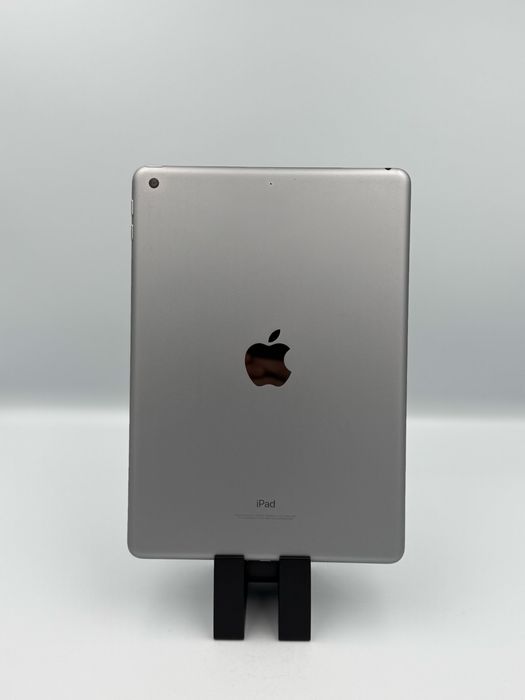 iPad 6 покоління 9.7 128gb space Gray ідеал з гарантією Без обмежень