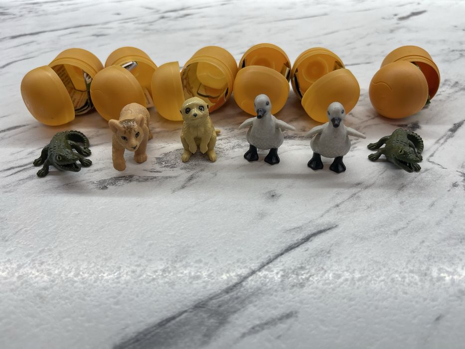 Іграшки Кіндер Natoons baby