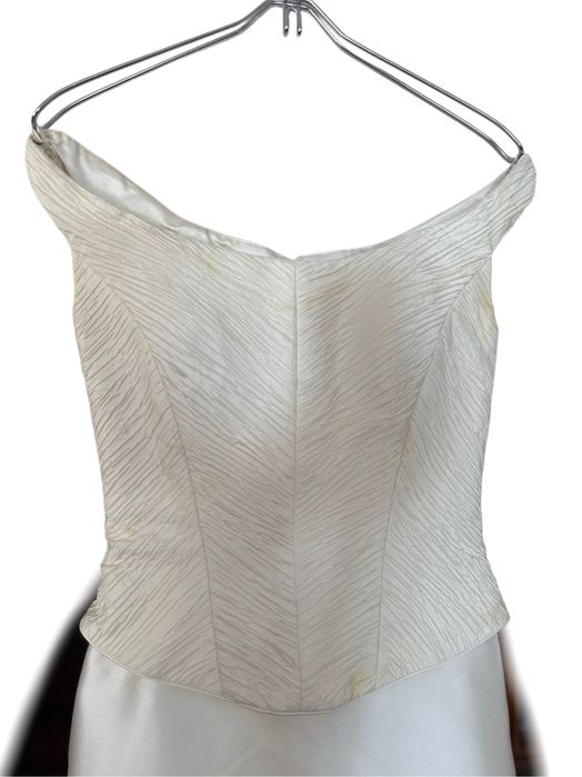 Vestido Noiva Penhalta Costura Druida marfim PT42 EU40 Uk12 com cauda