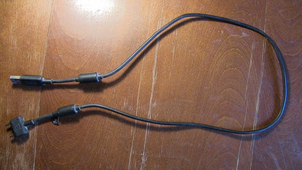 Sony Ericsson Data Cable DCU-65 Дата кабель