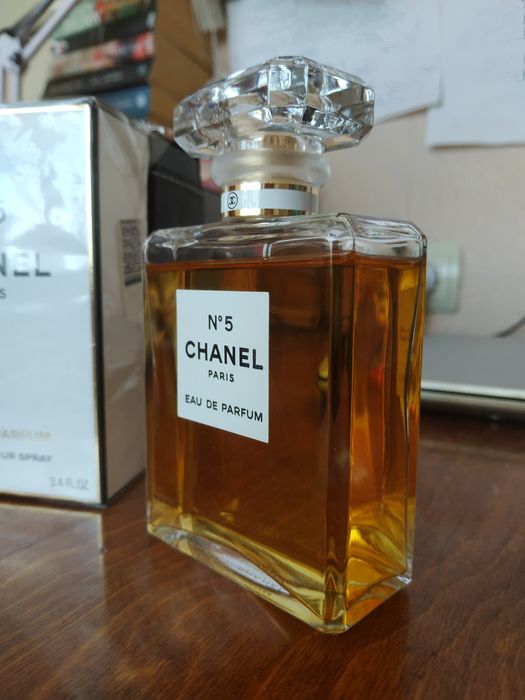 Продам Chanel No 5 100 мл оригінал парфумована вода