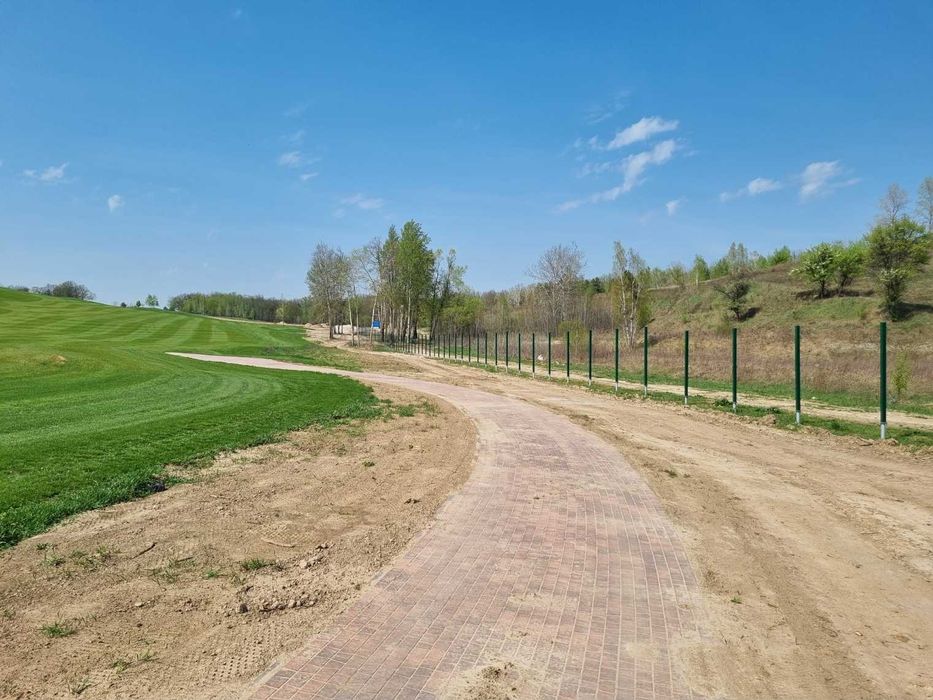 Лісники, від 36 соток і більше під забудову поруч із гольф-полем