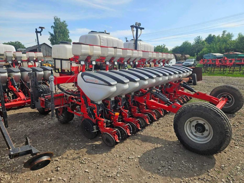 Пневматична сівалка точного висіву Prosem K F Hibrido 530/13