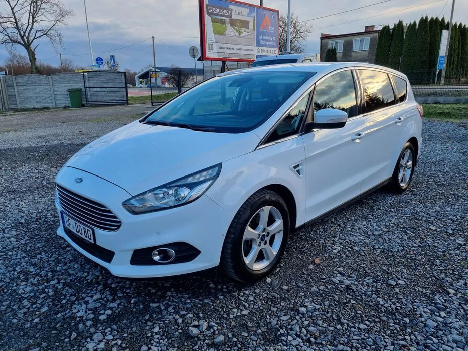 Ford S-Max TITANIUM Bezwypadkowy Klimatronik Navi Carplay