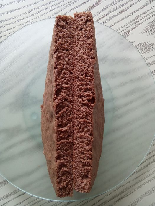 Бісквітні коржі.