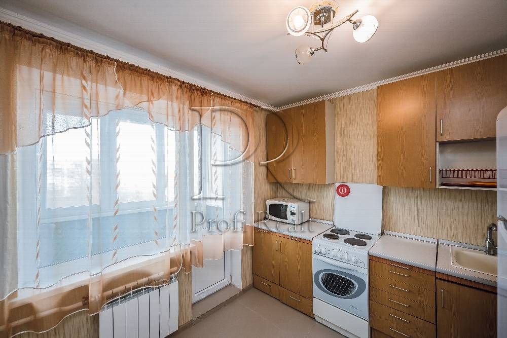 Продаж 2 кімн. квартири за адресою Глушкова 18/ Теремки/ Магелан