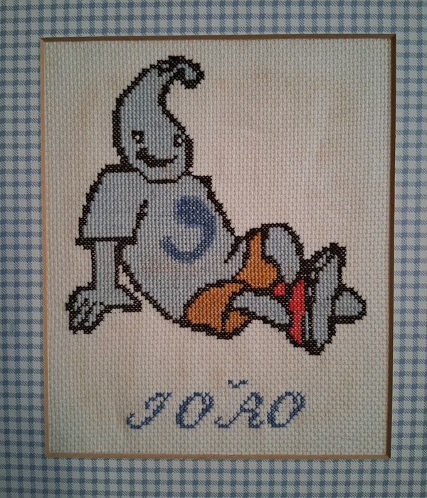 Quadro Bordado à Mão - João