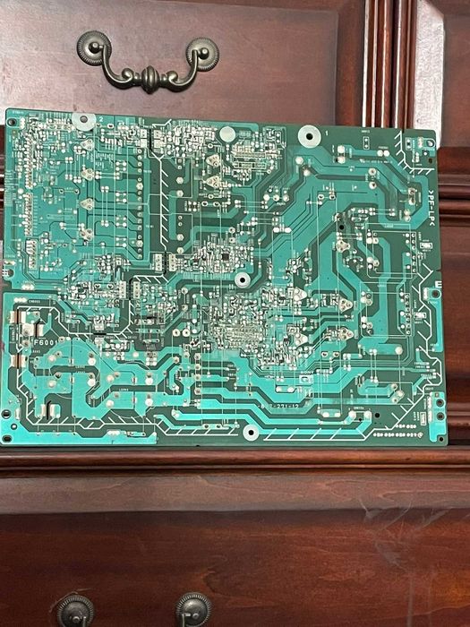 Placa de fonte sony Bravia codigo 1-877-271-12´indica me