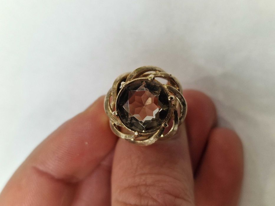 Piękny złoty pierścionek/ 417/ 10K/ 6.51 gram/ R15/ Kwarc dymny