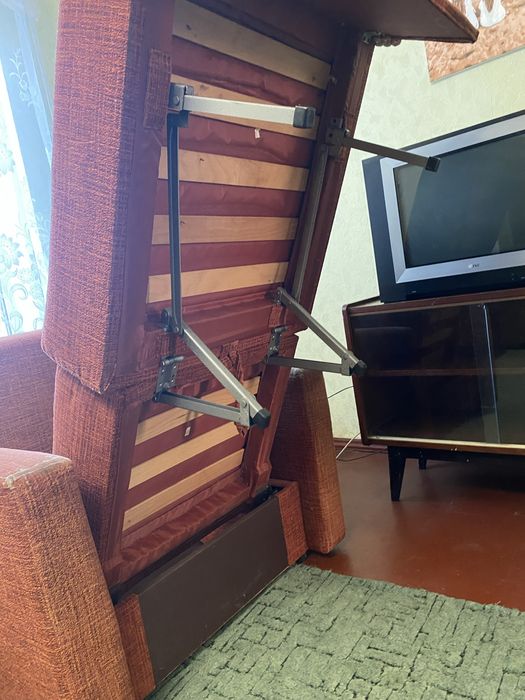 Кресло раскладное в Березани