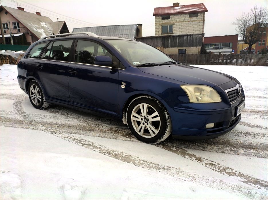 Toyota Avensis kombi 2 litry diesel