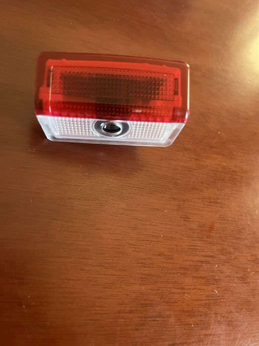 Luz de porta Mercedes