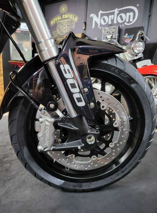 QJ MOTOR SRT 900 S