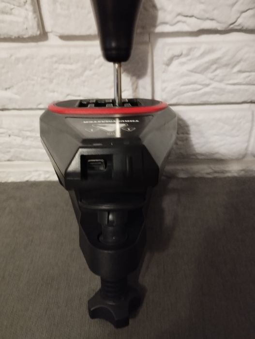 biegi od thrustmaster