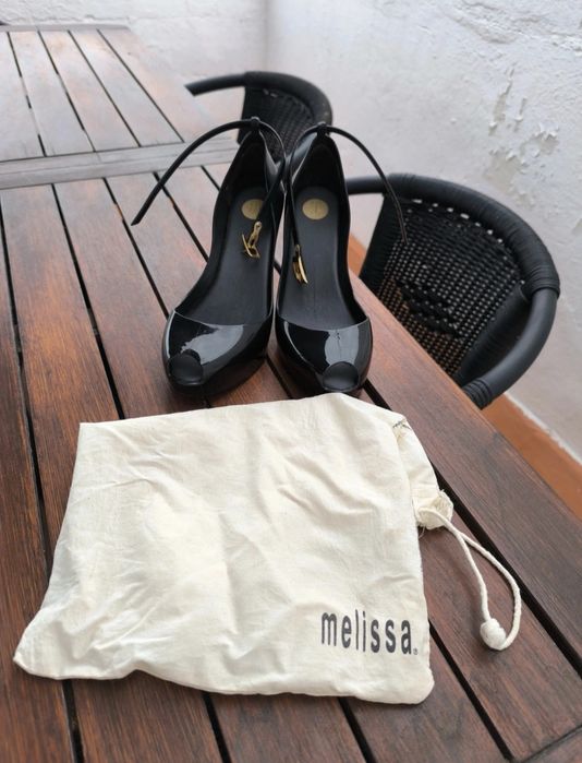 Sapatos Melissa 38