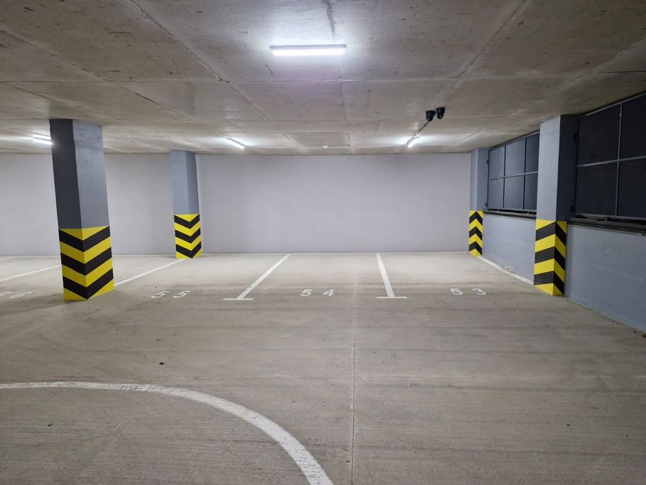 Оренда паркомісця в закритому паркінгу   ЖК Crystal