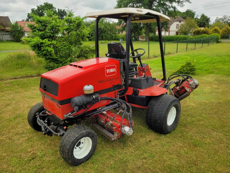 Kosiarka Toro 3250 Wrzecionowa Jacobsen Allett kosiarka Wrzecionowa TORO 5500 wrzecionowa John Deere kosiarka Baroness TORO 5500 szerokosć pracy 250cm