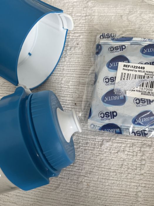 Garrafa portatil filtro Brita