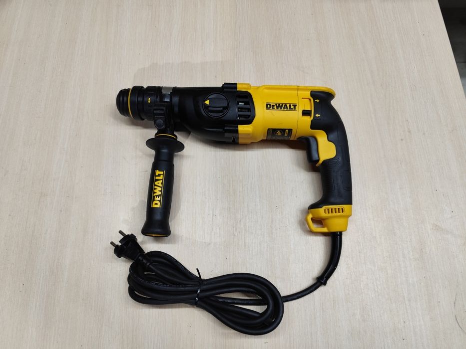 DeWal D25134 перфоратор мережевий Деволт оригінал