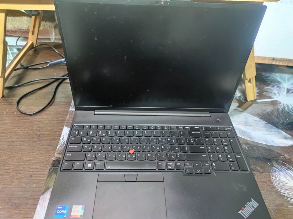 Lenovo ThinkPad E16 Gen 1 (21JN-004XRA). На запчастини