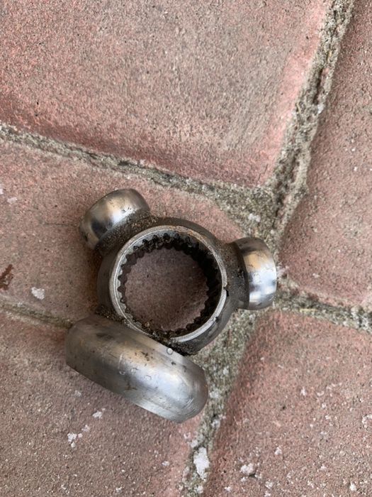 Тришип до форда ескейпа куга з США