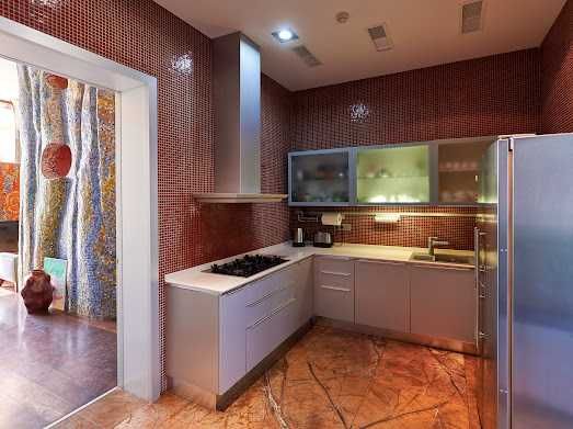 Продам резиденцію(1200м2)з ремонтом на 6 га лісу, Новообухівська траса